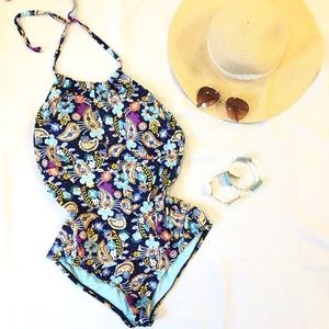 Swimsuit: One Piece Liz Claiborne